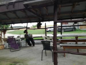 Agrowczasy Nad Stawem - Plus strefa jacuzzi przy domu z jedną sypialnią