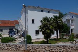 Apartments Monja & Dadi, Malinska, Vantačići