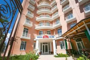 Hotel ACRA - 古达乌塔