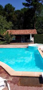 Chalets Chalet Saint Julien en Born : photos des chambres