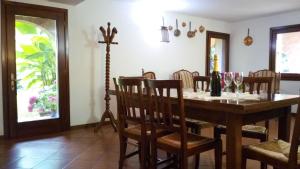 Hiker & Biker House - Private Parking & Garden