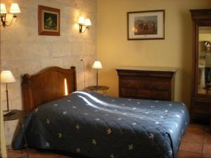 Au Saint Roch - Hôtel et Jardin, Hotels - Avignon