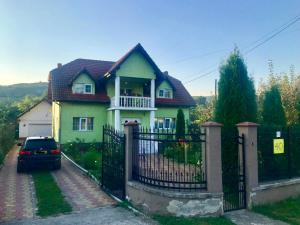 4 star cottage Casa Valentina Călimăneşti Romania