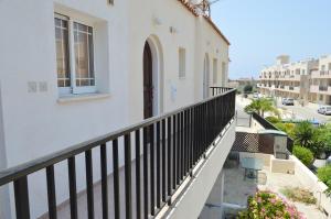 Apartment in Kato Pafos & 10 min to Venus beach