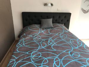 Appartements Lumineux T2 Vieille ville 3 pers parking gratuit - by La Source d'OrFee : photos des chambres