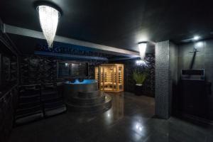 Domek w górach DeLuxe saunajacuzzibasenhot tub Nowy Targ blisko Białka Zakopane