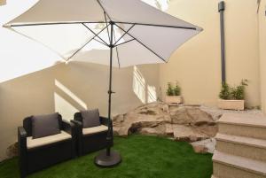 Oporto4all - Fontainhas (By Douro River)