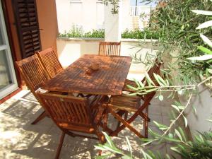 Apartments by the sea Slatine, Ciovo - 15916