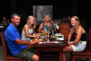 Nil Diya Mankada Safari Lodge