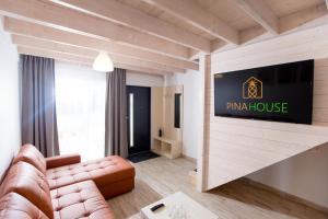 Pina House