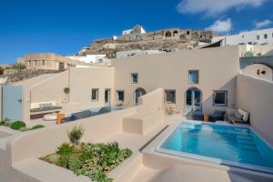 Halcyon Days Suites Santorini Greece