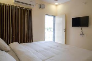 Saburi Apartments Shirdi