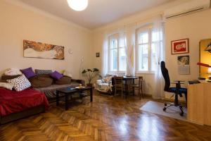 Central, fully equipped 2 bedroom flat (Bulevard)