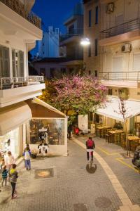 Artistic Getaway Home - Super Central Heraklio Greece