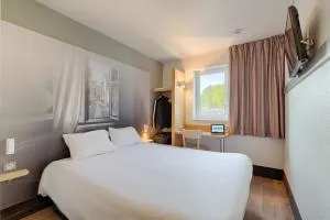 B&B HOTEL Aix-en-Provence Pont de l'Arc - 普罗旺斯艾克斯