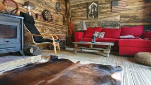 Chalets La Cabane Aux Loups : photos des chambres