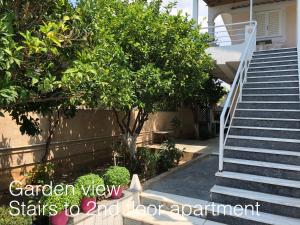 Gnick Apartments 600m from the coast