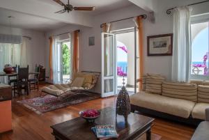 Casa con Terrazza e Vista Mare