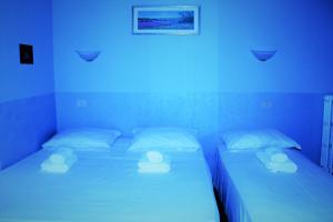 Triple Room room in Hotel Moon Light