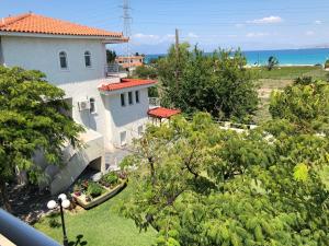 Phoenix Beachside Condos Korinthia Greece