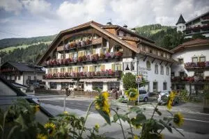 Apartment Edelweiss - Sexten