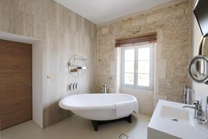 Hotels Le Saint Remy : photos des chambres