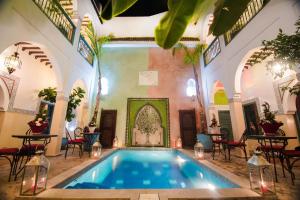 Riad Caesar hotel, 
Marrakech, Morocco.
The photo picture quality can be
variable. We apologize if the
quality is of an unacceptable
level.