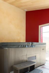 B&B / Chambres d'hotes Le Puy Carmin - Chambre d'hotes avec jacuzzi : photos des chambres