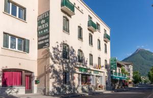 Hotels Hotel De Paris : photos des chambres