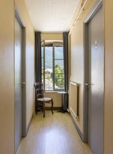 Hotels Hotel De Paris : photos des chambres
