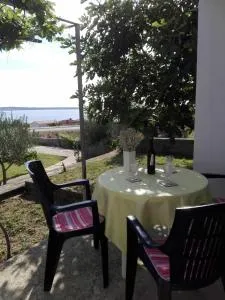 Apartment Josip -Tomic - Miletići