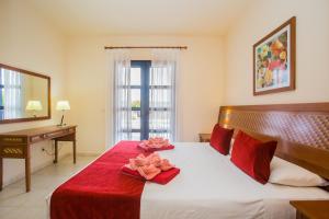 Villa (4 Adults) room in Villas Susaeta