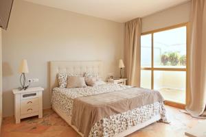 Varios apartamentos Romana Playa Elviria