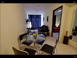 Modern, Spacious & Bright Flat