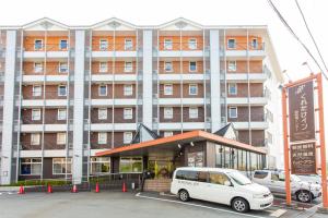 Kuretake Inn Gotemba Inter Gold Cabin - 2-gwiazdkowe hotele w mieście Gotenba