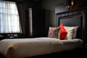 Standard Single Room room in Best Western Eglinton Arms Hotel
