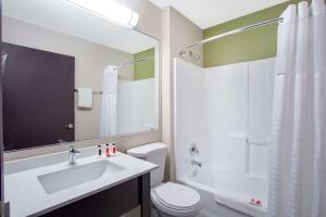 Baymont by Wyndham Phoenix I-10 near 51st Ave