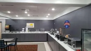 Baymont by Wyndham Grand Rapids Near Downtown - Cutlerville