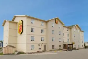 Super 8 by Wyndham Yellowknife - Yellowknife