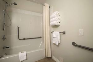 Super 8 by Wyndham Revelstoke BC