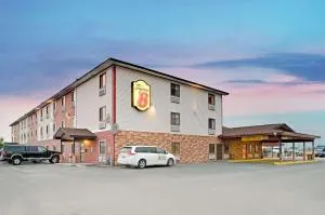 Super 8 by Wyndham Spokane/West - بولمان