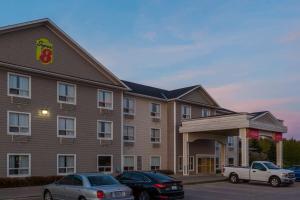 Super 8 by Wyndham Midland