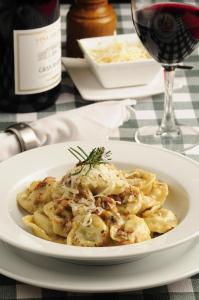 LEmiliano Cabañas-Ristorante