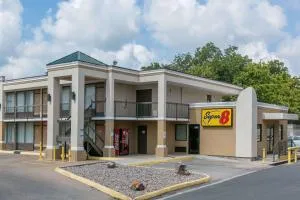 Super 8 by Wyndham Duncan - Duncan