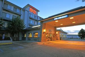 Shilo Inn Suites Hotel - Nampa Suites