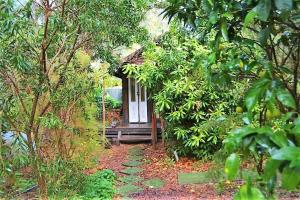 Black Cockatoo Lodge