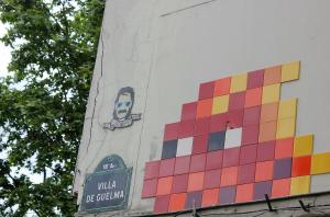 Studio Pigalle de 25 m2 - 2 lits simples type gigogne pour 2 personnes - Coeur Touristique de Paris - 2 minutes de la station Métro Pigalle ,Petit Train vers la butte Montmartre-Cabarets Moulin Rouge,Chez Michou-Restaurants Bouillon Pigalle,Berliner