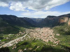 Leonidio Climb2red home Arkadia Greece