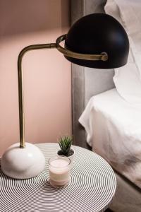 Acropolis Heart 2BD Apartment in Plaka by UPSTREET