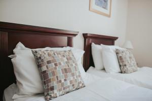 Family Room room in The Lordleaze Hotel And Restaurant